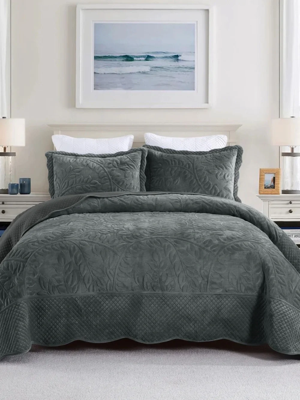 3 PIECE OVERSIZED LUXURY VELVET QUILT SET LEAF EMBROIDERED BEDSPREAD